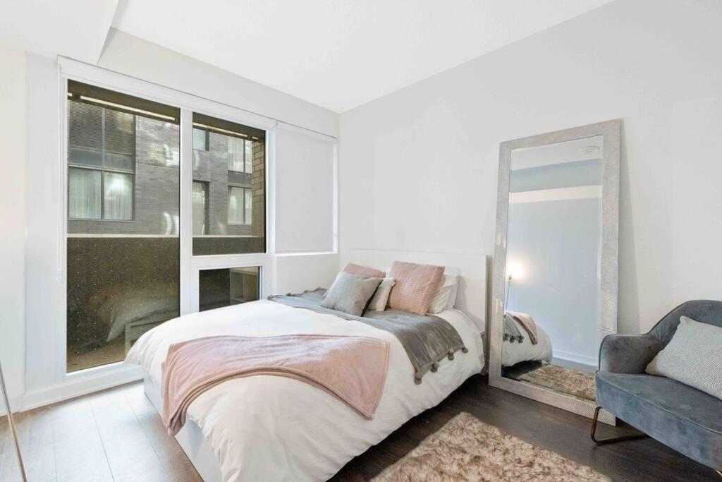 Condo In The City 토론토 외부 사진